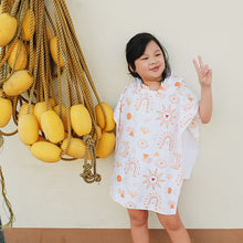 Load image into Gallery viewer, BAMBINA BEACH PONCHO