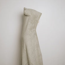 Load image into Gallery viewer, BAMBINA BEAR HUG HOODED BAMBOO TOWEL