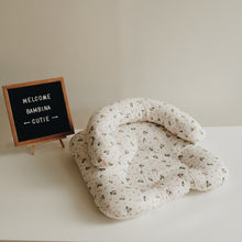 Load image into Gallery viewer, BAMBINA PROP UP BEBE COUCH