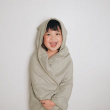 Load image into Gallery viewer, BAMBINA BEAR HUG HOODED BAMBOO TOWEL