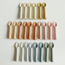 Load image into Gallery viewer, BAMBINA GOO SPOONS
