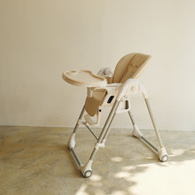 Load image into Gallery viewer, BAMBINA HELE HIGHCHAIR

